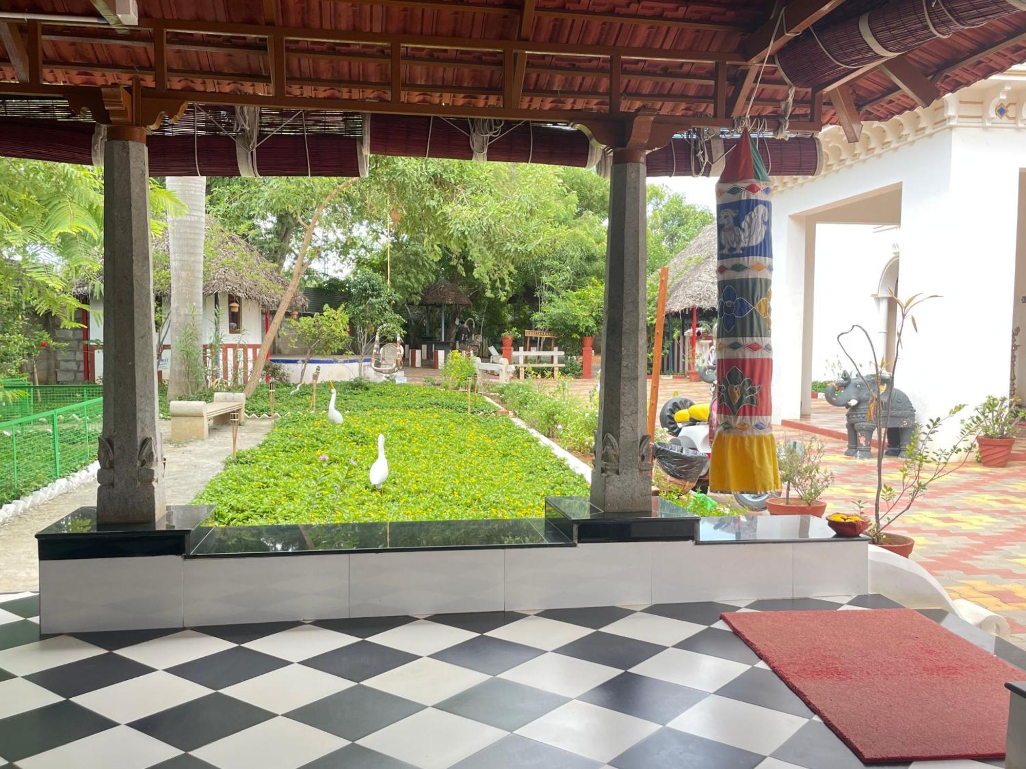 Chola Heritage Karaikkudi Exteriör bild